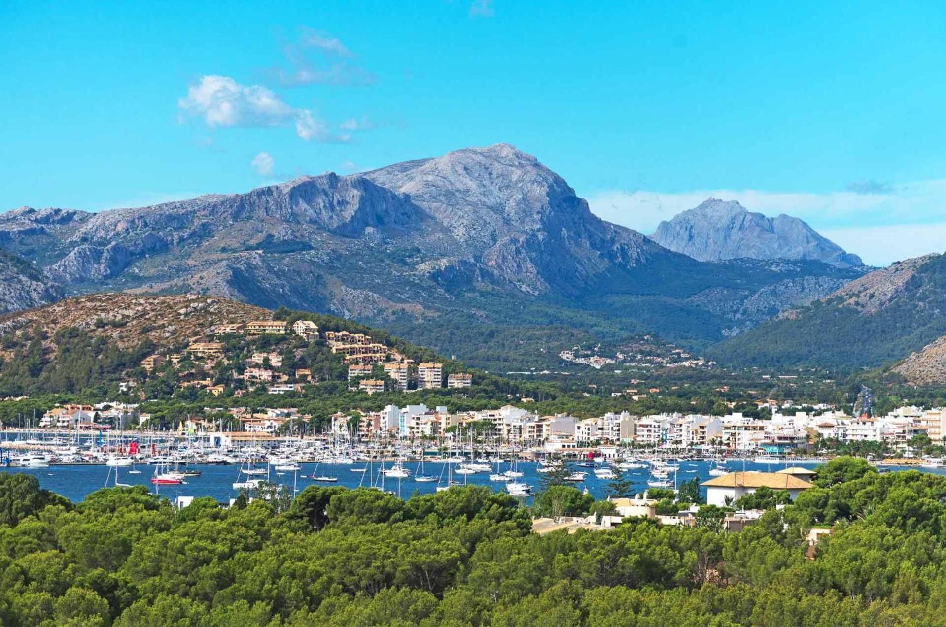 Oliveres By Vintage Travel * Port de Pollença