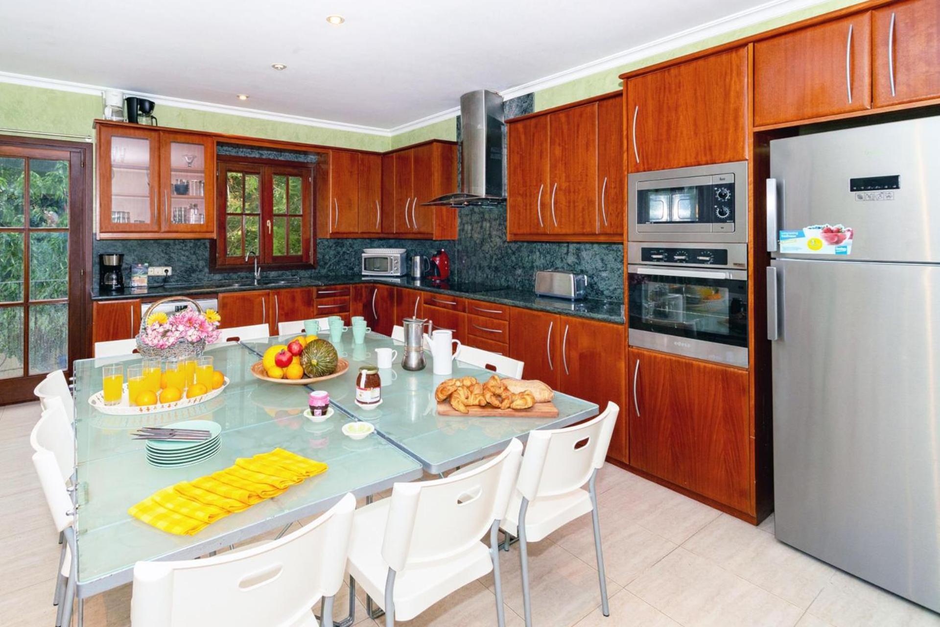 Villa Oliveres By Vintage Travel *